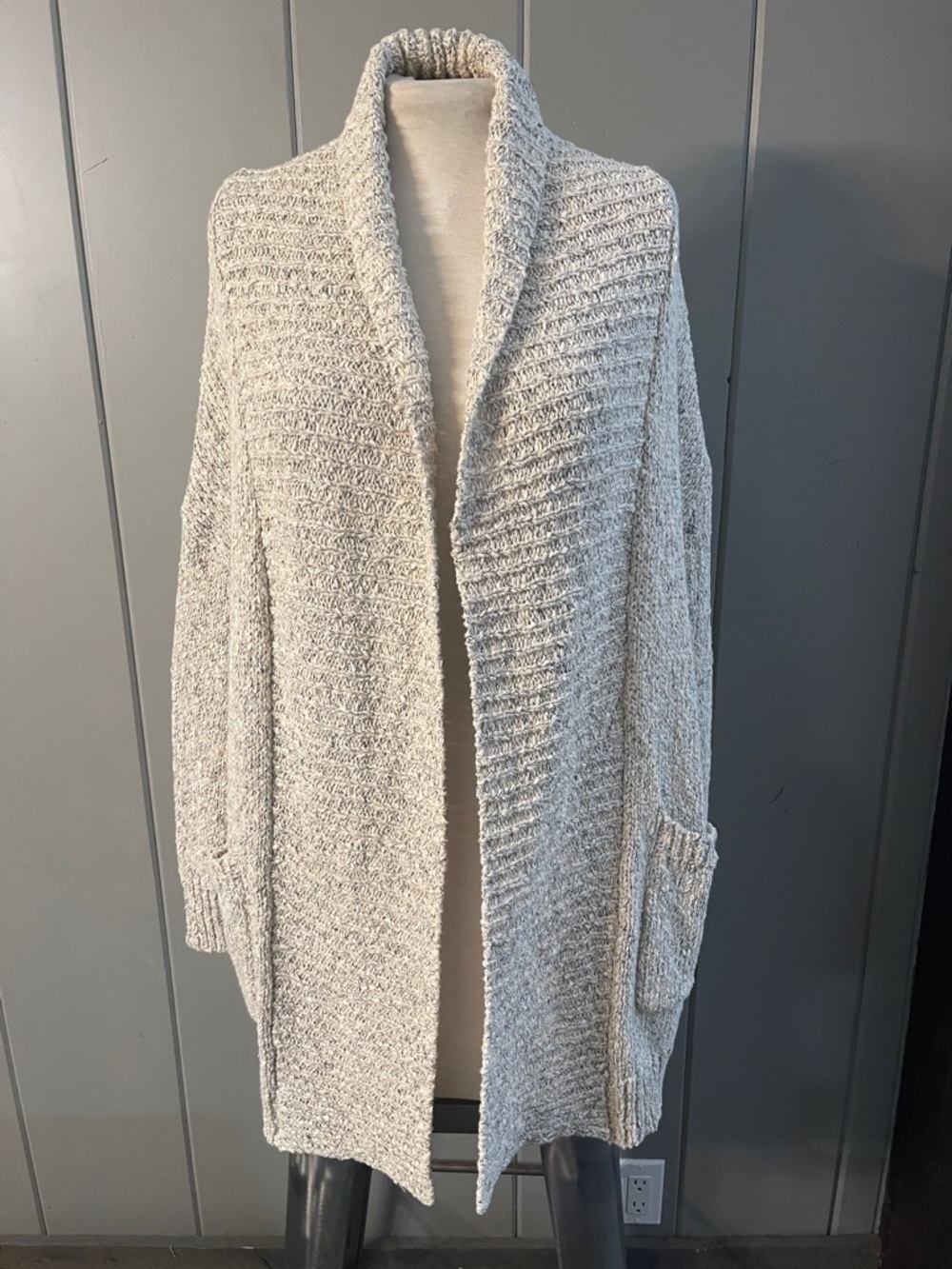 Zara Cardigan Sweater Small Beige Minimalist Coastal Cowgirl Urban Casual Boho